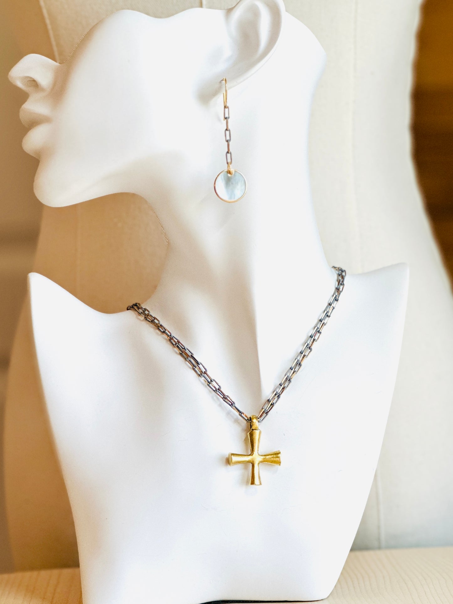Etta Necklace