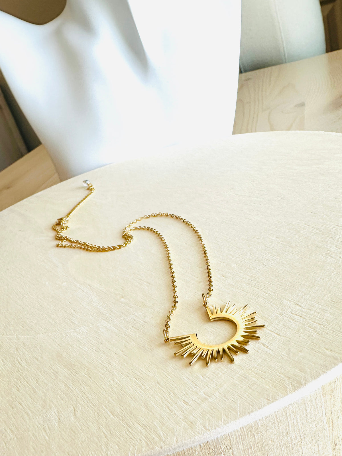 Sol Choker