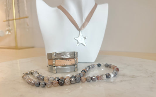 Ribbon Star Necklace