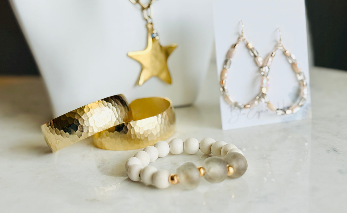 Roma Hammered Cuff-Gold