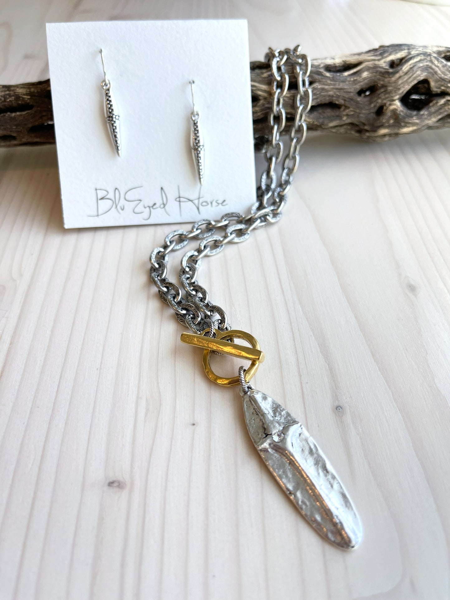 Fiona Necklace