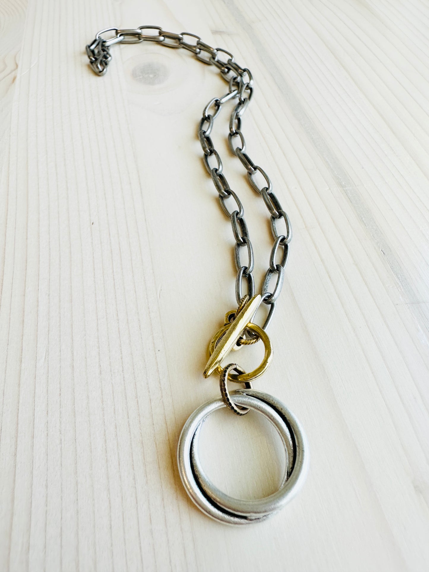Lilly Necklace