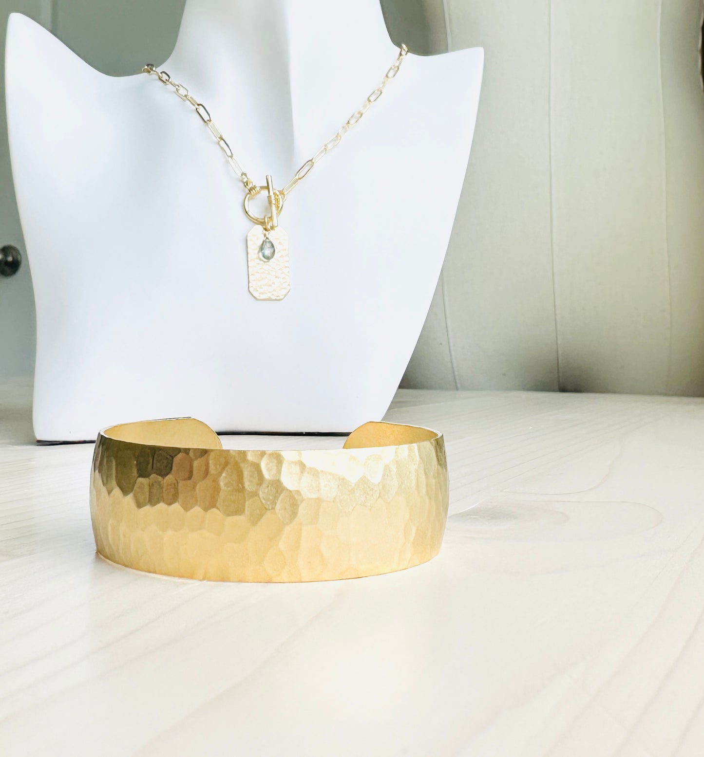 Roma Hammered Cuff-Gold