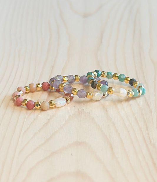 Gemstone & Pearl Stretch Ring