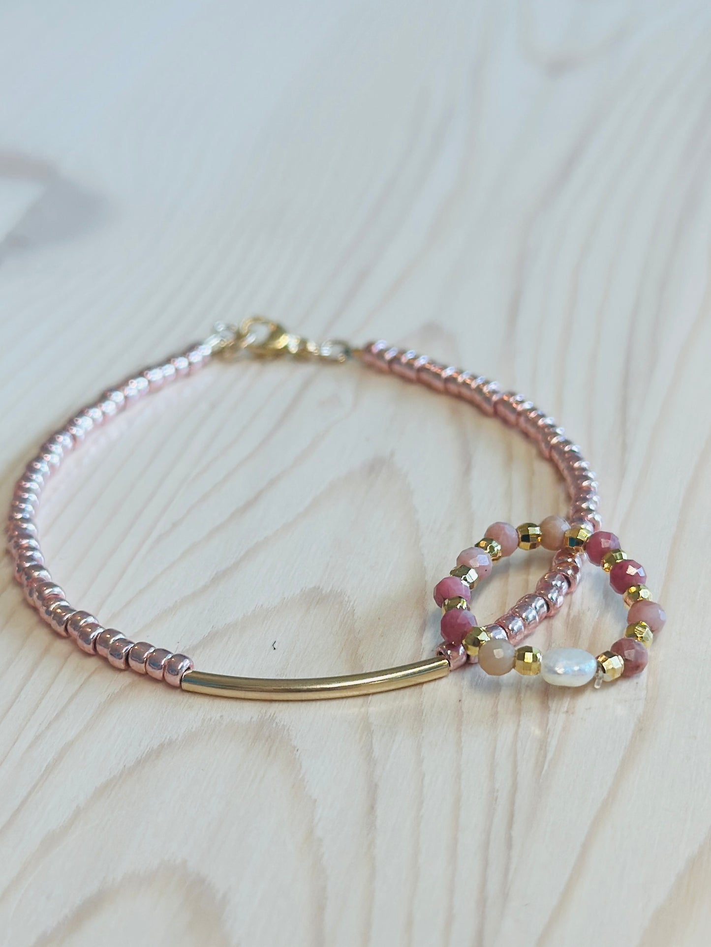 Gemstone & Pearl Stretch Ring