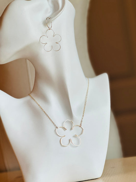 Jasmine Necklace - Gold