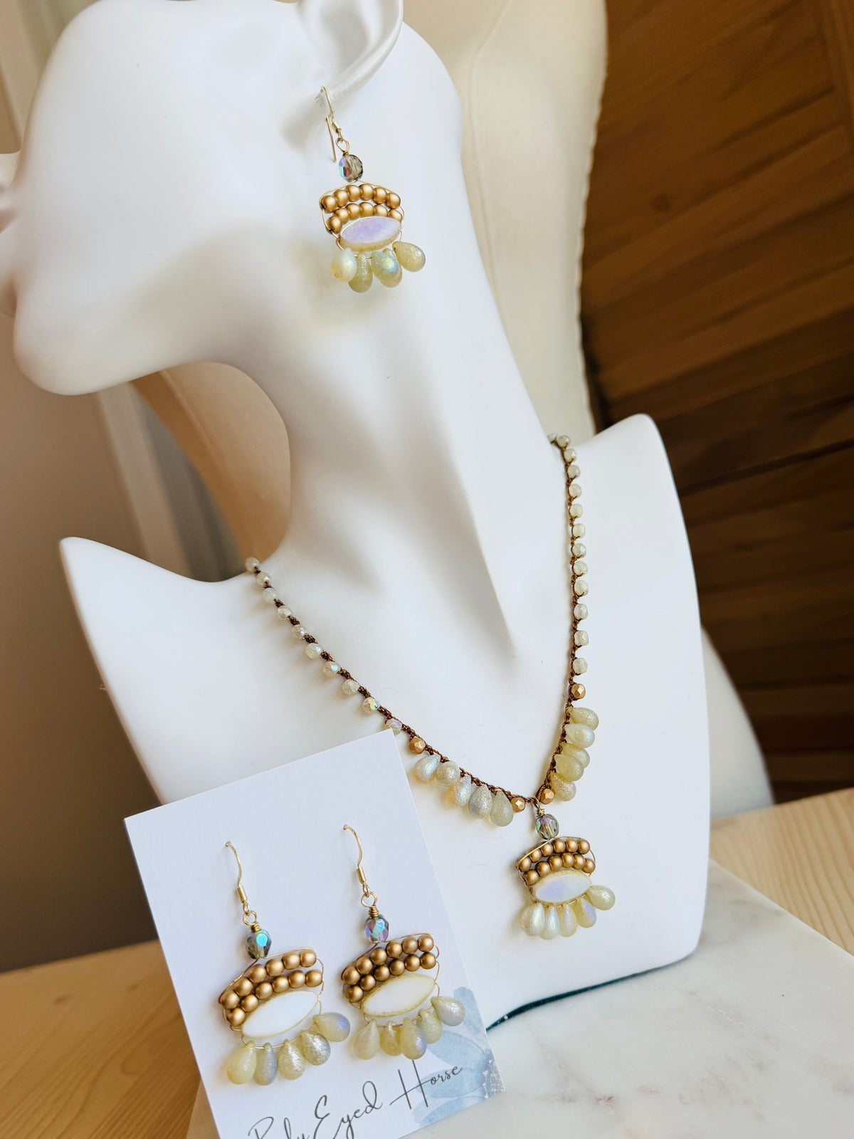 Selah Earrings - Cream