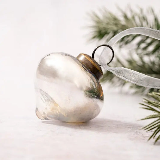 Silver Luster Lantern 2"
