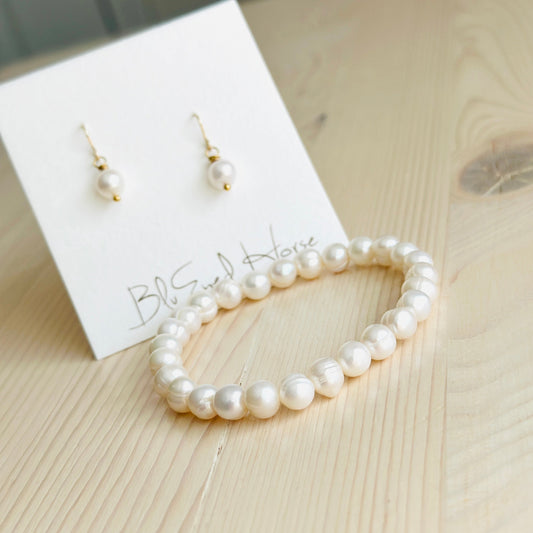 Pearl Stretch Bracelet