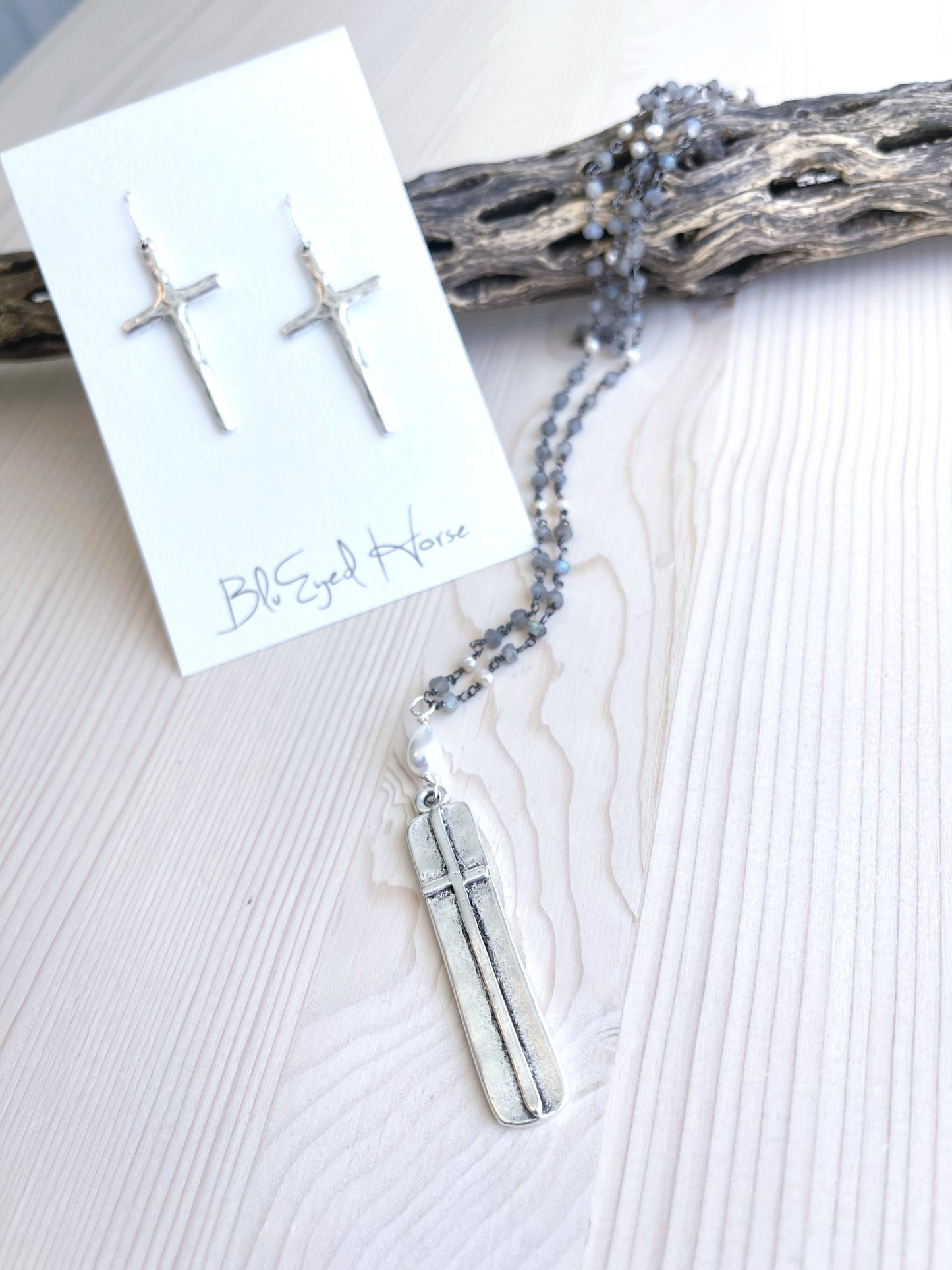 Victoria Necklace
