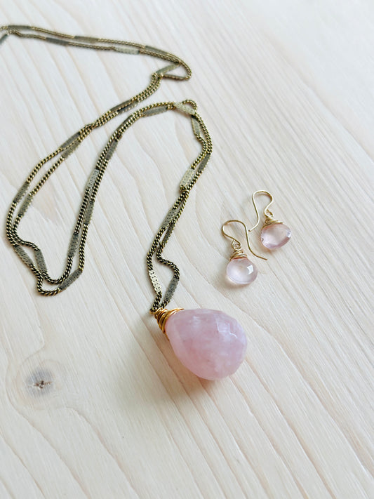 Zara Necklace - Rose Quartz