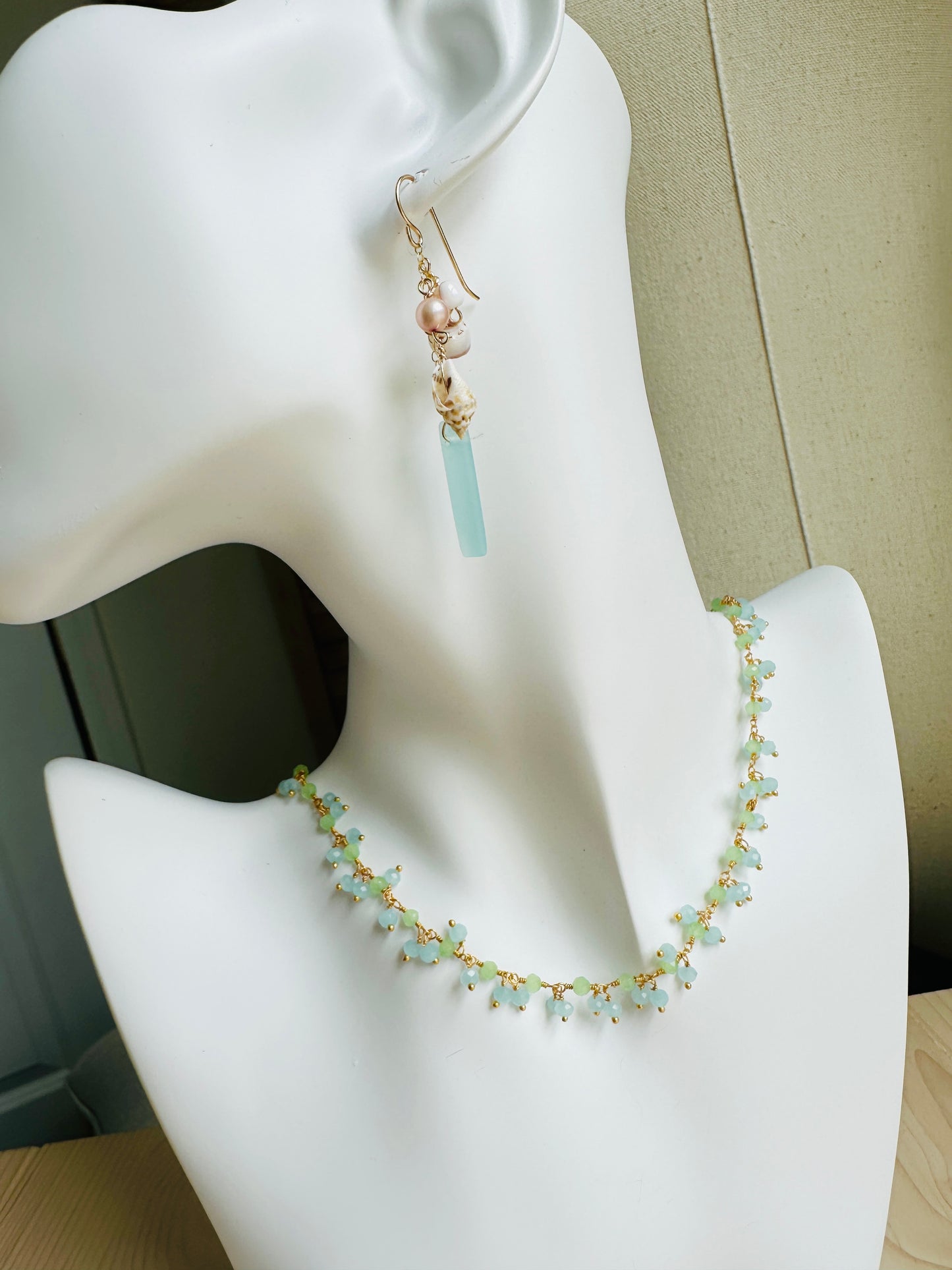 Belize Choker