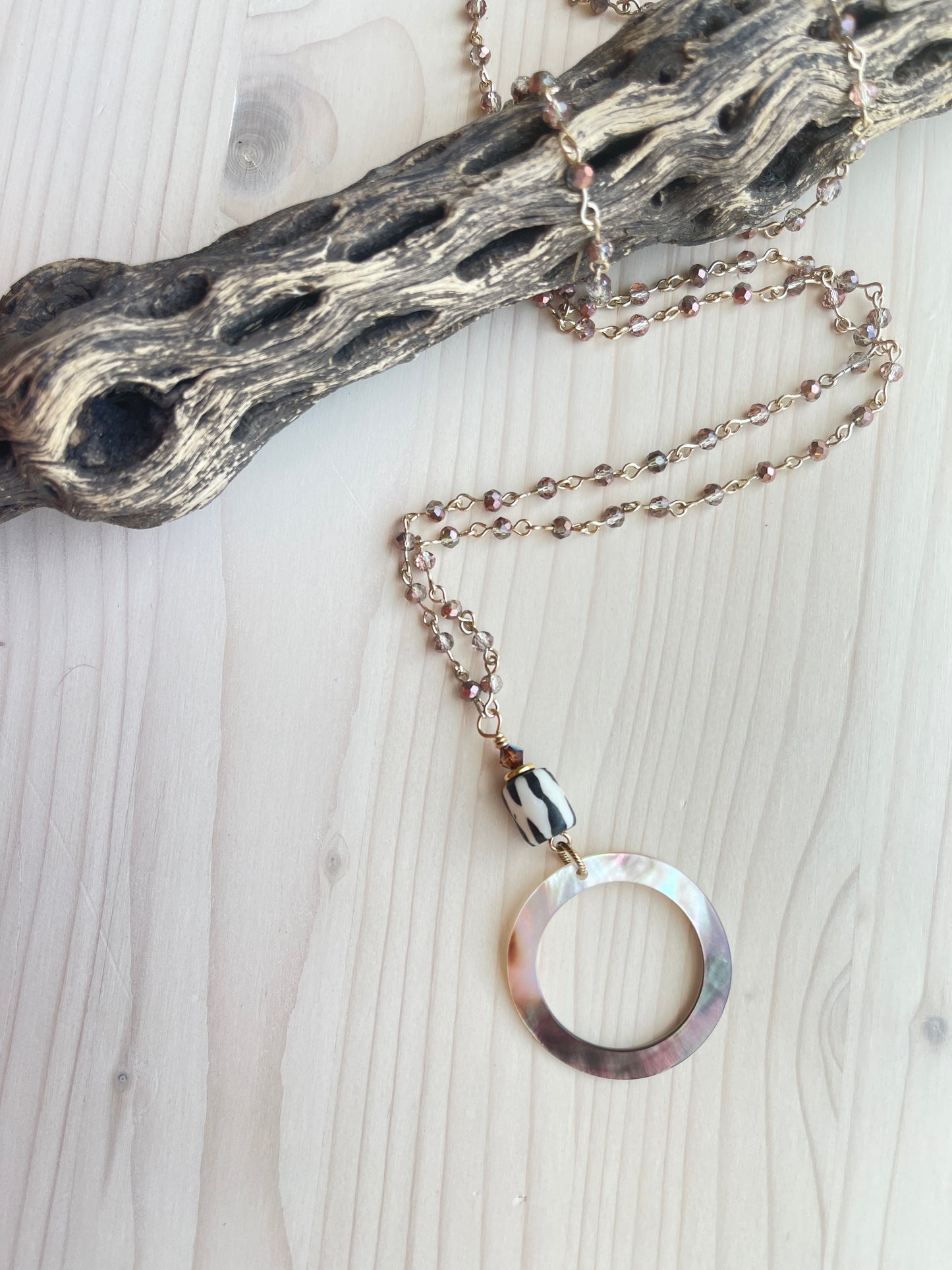 Shelly Necklace